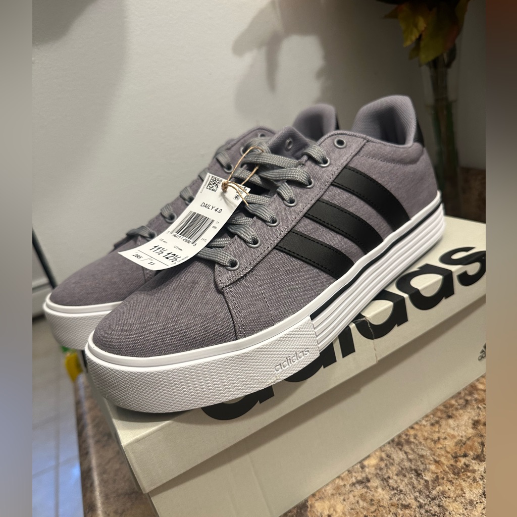 Adidas Men's Sneakers In Gray With Black Stripes